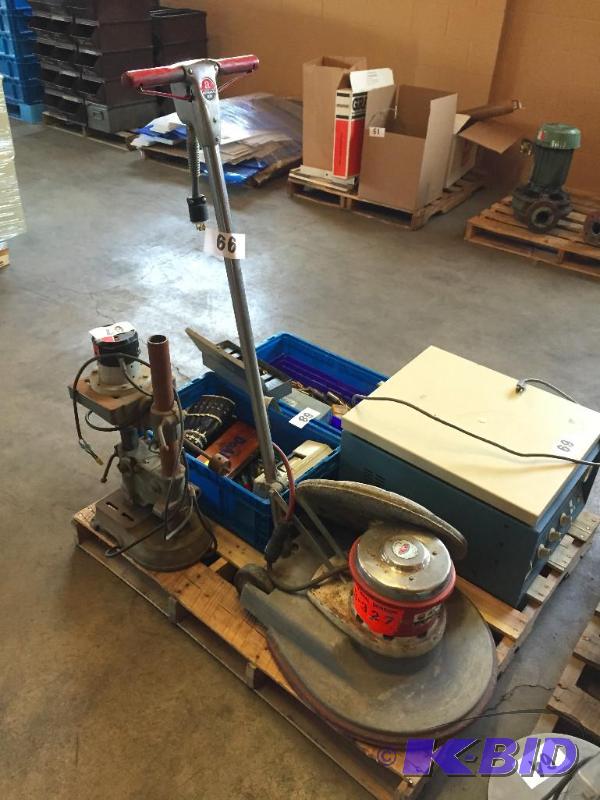 lot 66 image: Advance 20 floor scrubber  buffer....