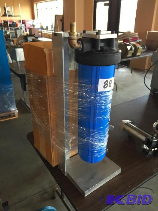 lot 89 image: Filter unit w 3 new filters included....