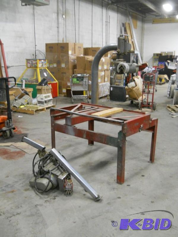 Speed Cut Radial Arm Saw. Industrial. NO RESERVE.