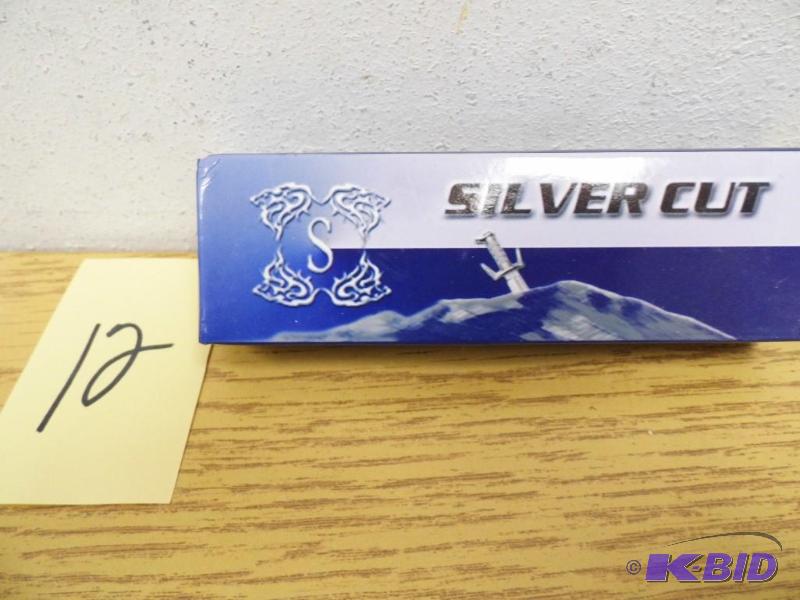 lot 12 image: Sailver Cut