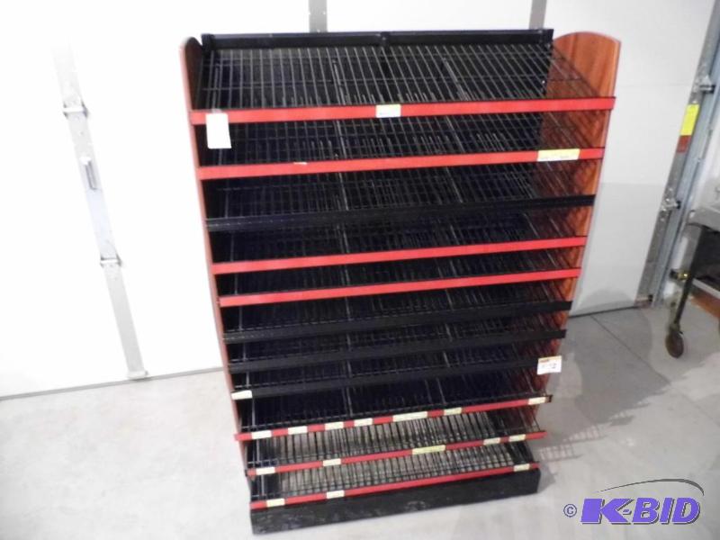 lot 4 image: Display Shelf