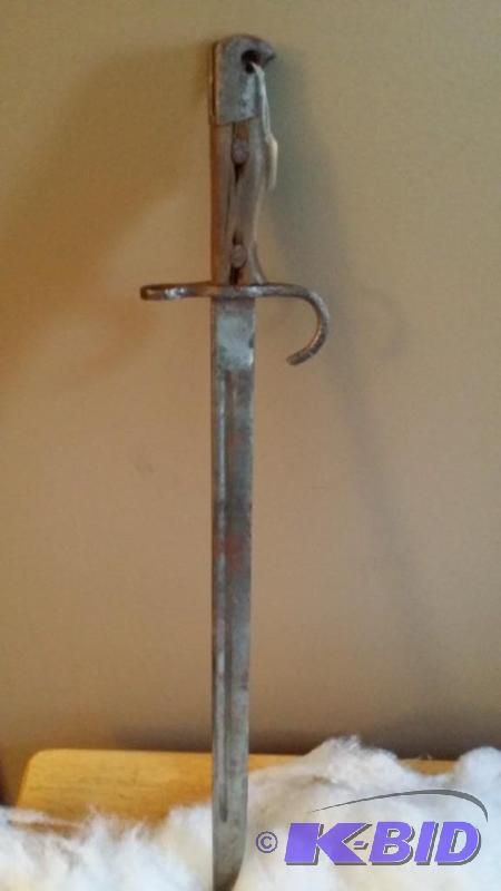 lot 11 image: Steel sword