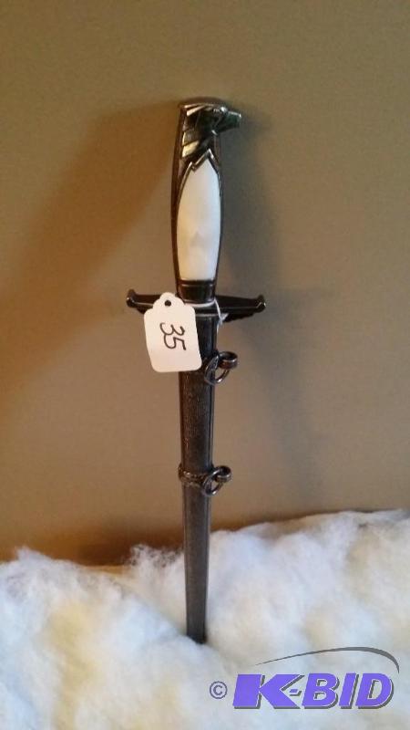 lot 35 image: Natzi knife