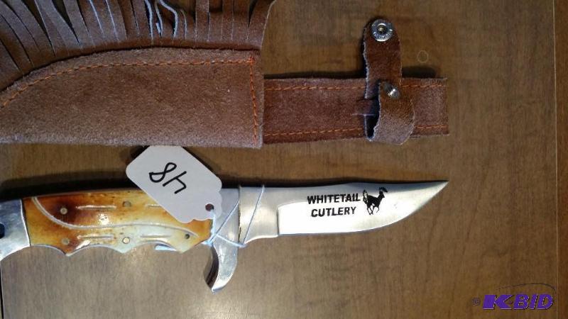 lot 48 image: Hunting Knife