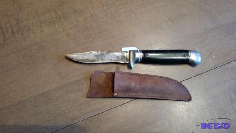 lot 59 image: Imperial Knife
