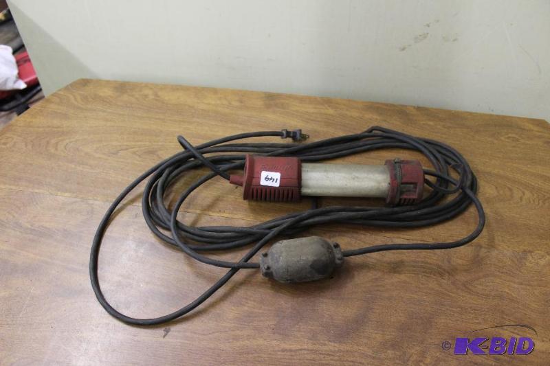 lot 149 image: Work Light
