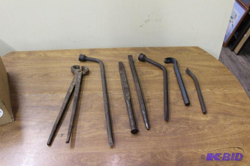 lot 156 image: Pry Bars, Tire Irons, etc..