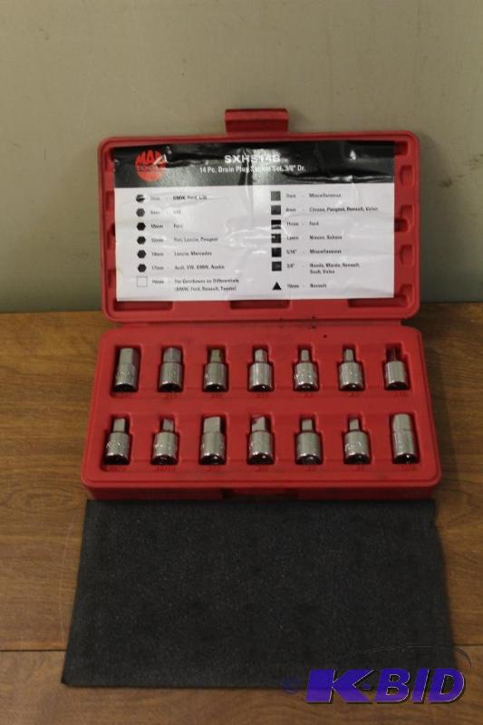 lot 16 image: MAC 14 Piece 38 Drain Plug Set