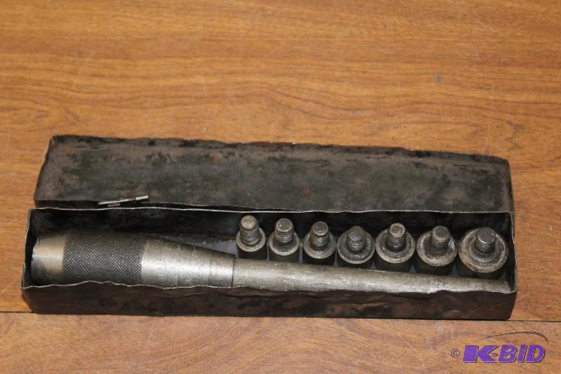 lot 18 image: Impact Hammer