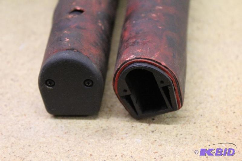 lot 186 image: Snap-on Cordless Shop Light Sticks