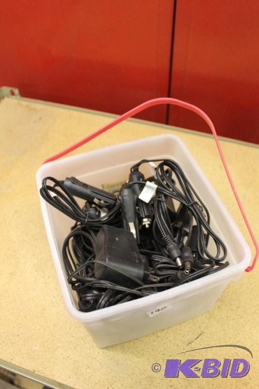 lot 190 image: Auto and 110v Chargers