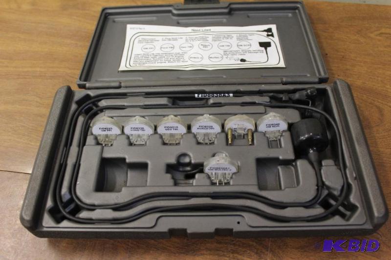 lot 33 image: Snap-on Blue Point TBI EFI Injector Harness Tester Kit