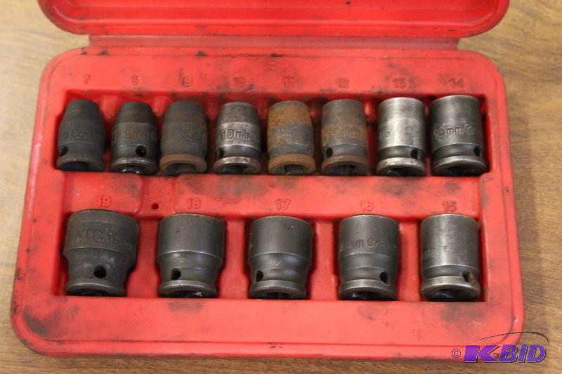 lot 36 image: ATD Socket Set Metric 7 MM - 19 MM, 38 Drive, 6 Point