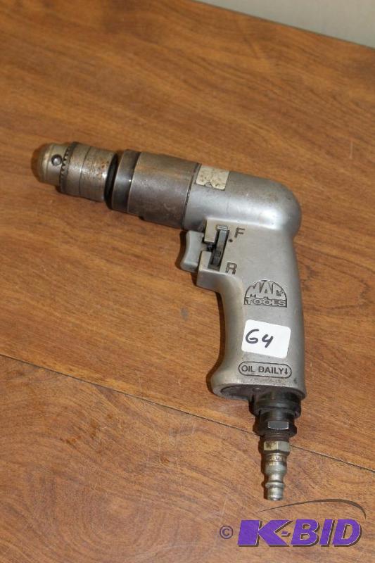 lot 64 image: MAC Pneumatic Drill