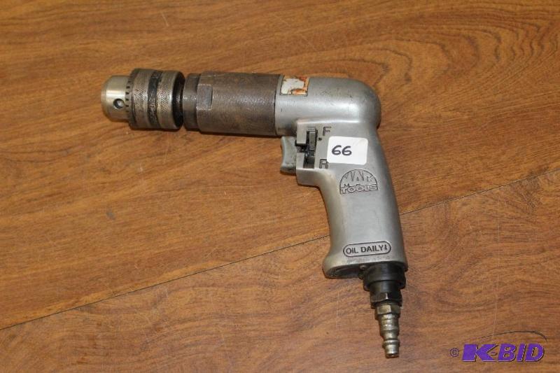lot 66 image: MAC Pneumatic Drill