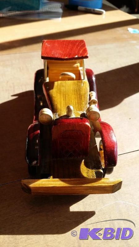 lot 106 image: Wood Car