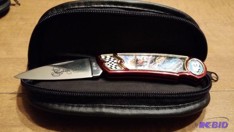 lot 35 image: Franklin Mint Collector Knife
