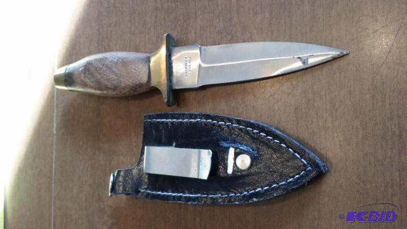 lot 86 image: Pakistan Knife