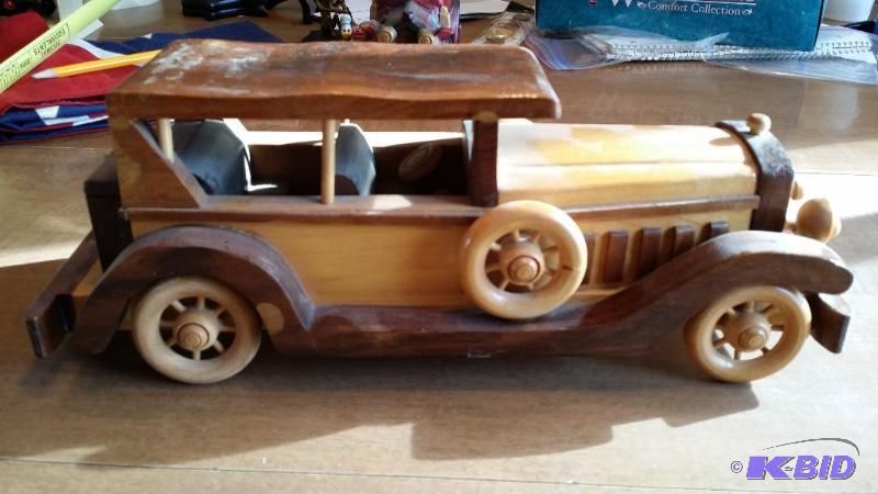 lot 97 image: Wood Car