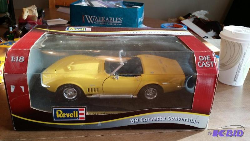 lot 99 image: Die Cast Car