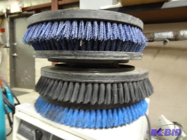 lot 24 image: 14" floor buffer brushes. Qty 8...