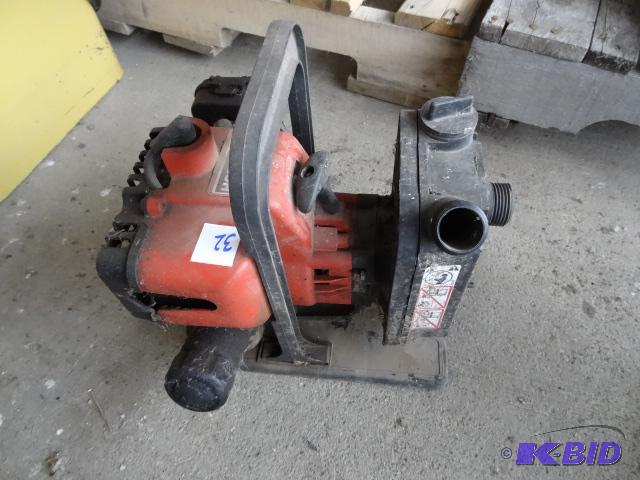 lot 32 image: Homelite mini 2 cycle gas water pump. Model A...