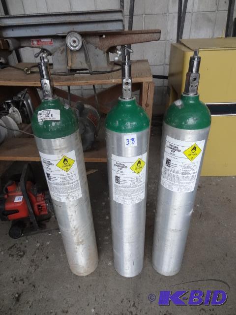 lot 38 image: 3 aluminum home oxygen tanks...
