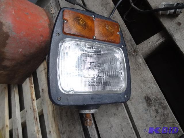 lot 41 image: Meyer snow plow light...