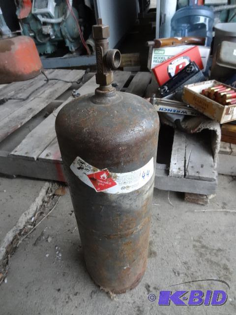 lot 44 image: Small acetylene tank...