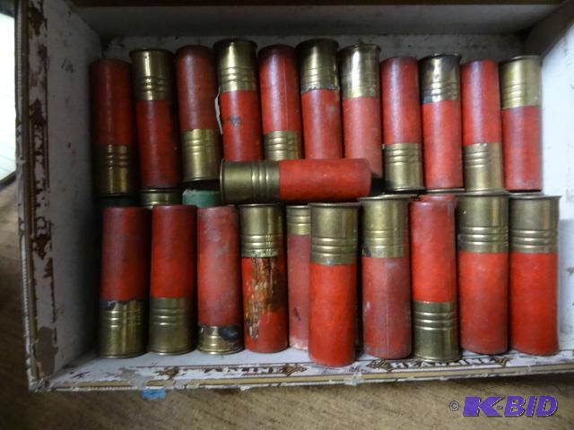 lot 68 image: 38 - 16 gauge shotgun shells...
