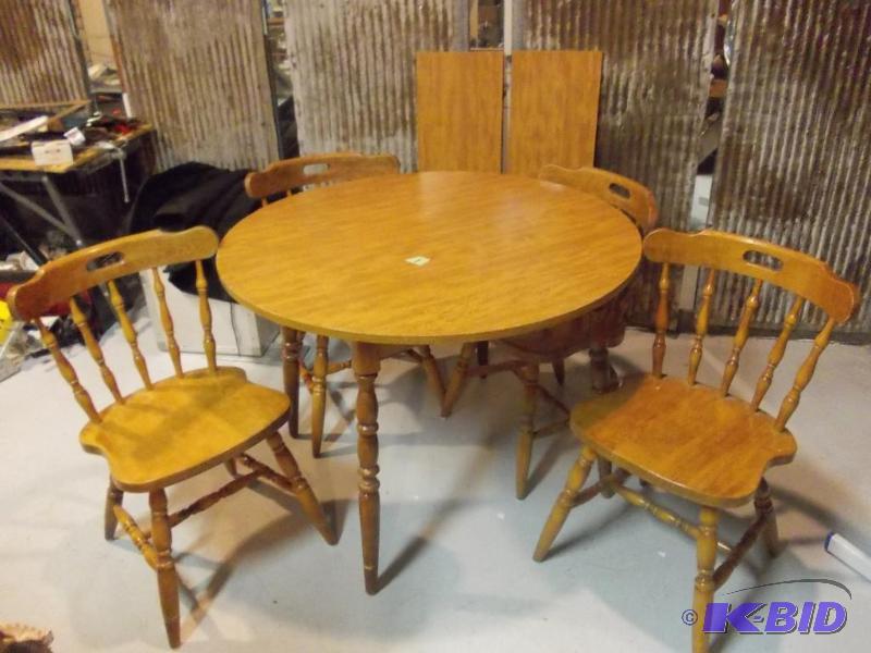 42&quot Round Table With 4-Chairs &amp 2-12...