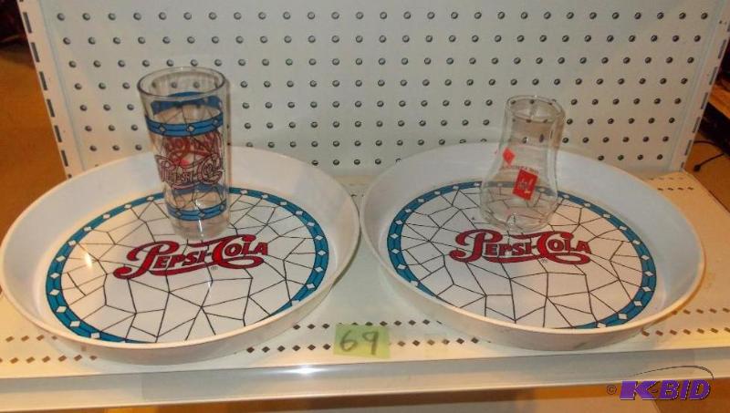 2-Pepsi Trays (1-Pepsi Glass, 7-Up Glass)...