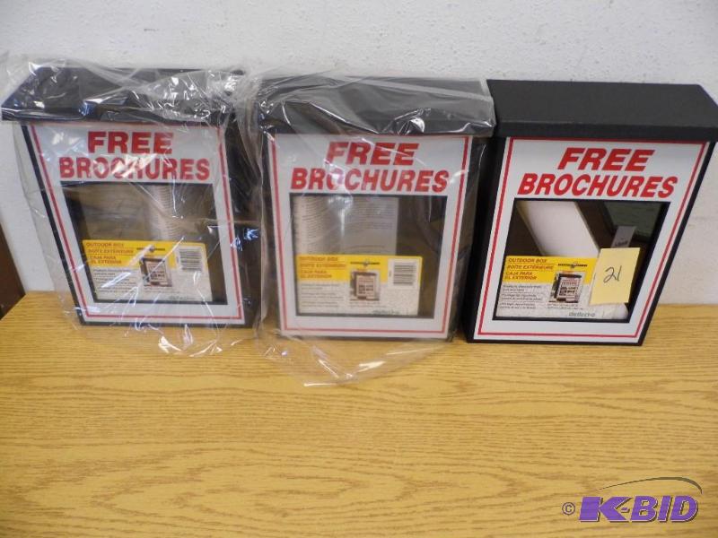 3 Brochure Boxes
