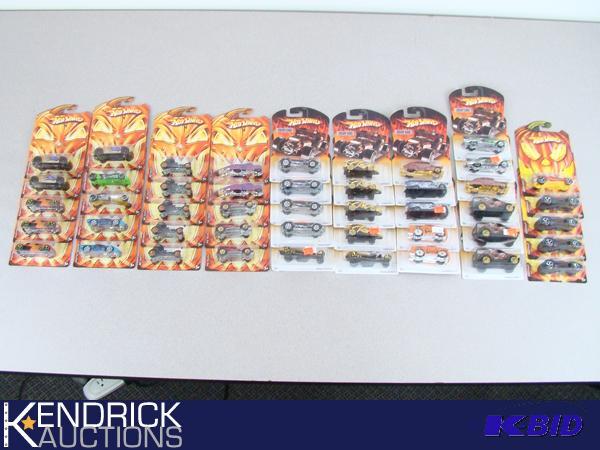 46 Vintage MINT ON CARD Hot Wheels HalloweenFright Cars