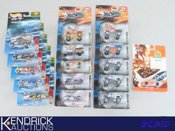 16 Vintage MINT ON CARD Hot Wheels Racing Cars