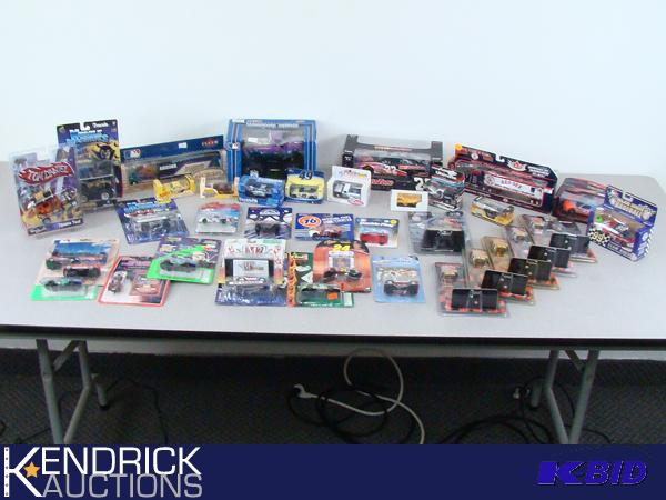 37 Vintage MINT ON CARD Miscellaneous Brands, and Scales of Die Cast Cars