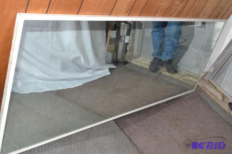 lot 63 image: Mirror