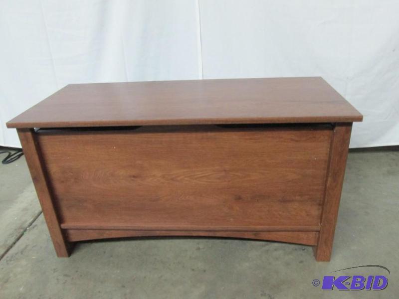 Sauder Shoal Creek Storage Chest