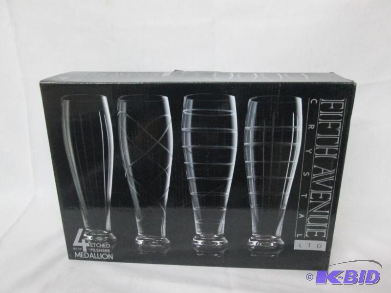 American Atelier Medallion Pilsner Glasses