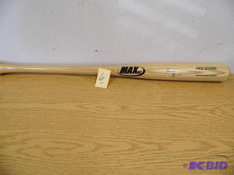 Max Bat