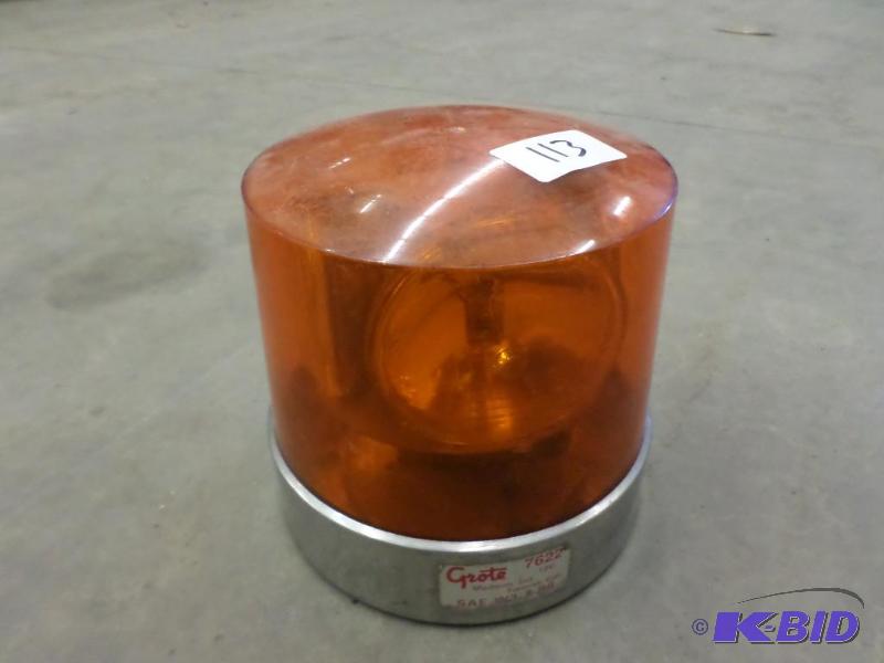 Grote 7622 12Volt Roof Light...