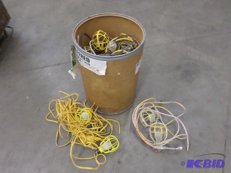 Barrel Of Misc Lengths Of Work Light Cord Set...