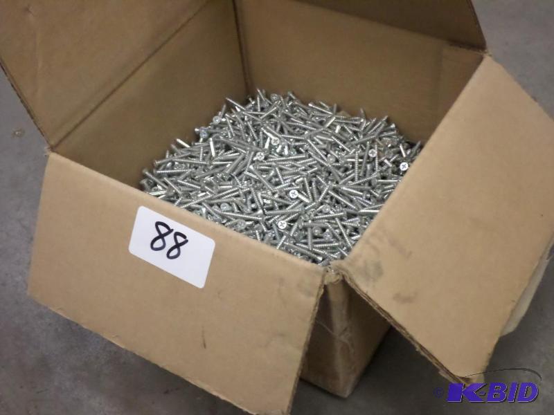 Box Of 1.25&quot Screws...