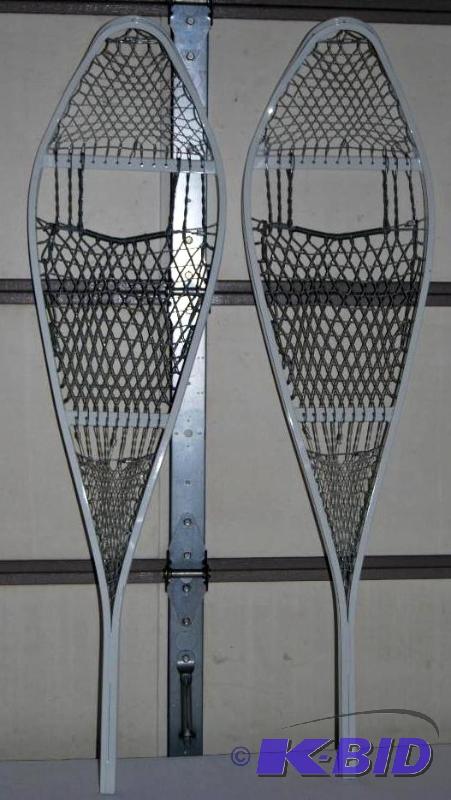 US Military Magnesium Snowshoes, nylon-coated...