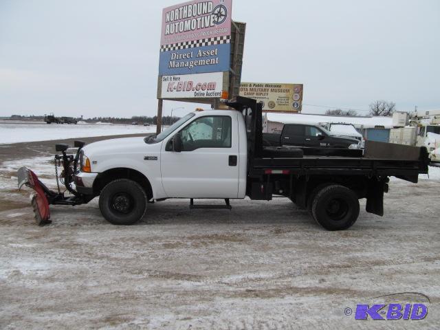 lot 12 image: Year 2000 Make Ford Model F350 Mileage 66...