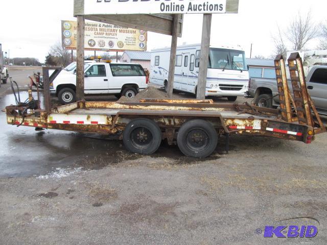 lot 2 image: Year 2000 Make Towmaster ModelQT20 Plate ...
