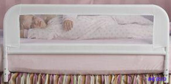 lot 38 image: One Step Ahead White Hideaway Bed Rail - Acce...