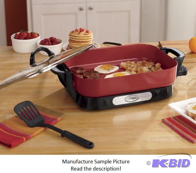 lot 45 image: Ginnys Brand Large 6-Qt. Easy Skillet with D...