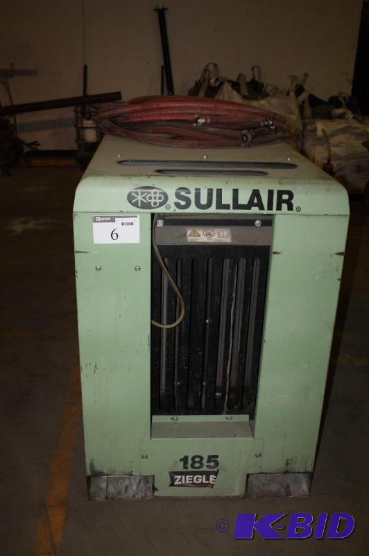 lot 6 image: Sullair 185 Diesel Air Compressor Utility Compressor with 478 hours 185 cfm at 1000 psi, 49 hp Eng