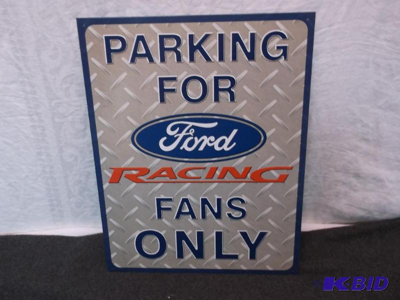 lot 34 image: Collectable metal Ford sign measuring 12 12&...
